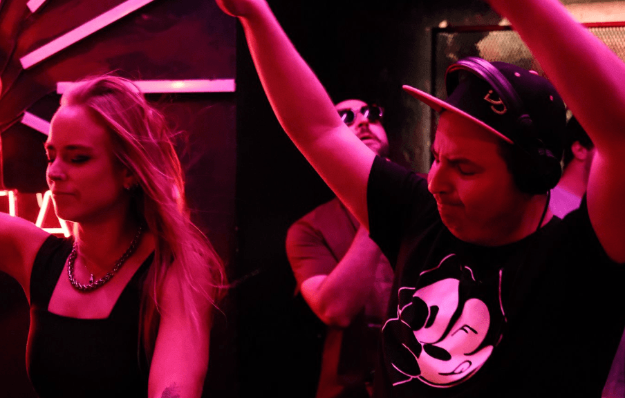 Playlist NOW - David Schaffer & Caro Zulueta